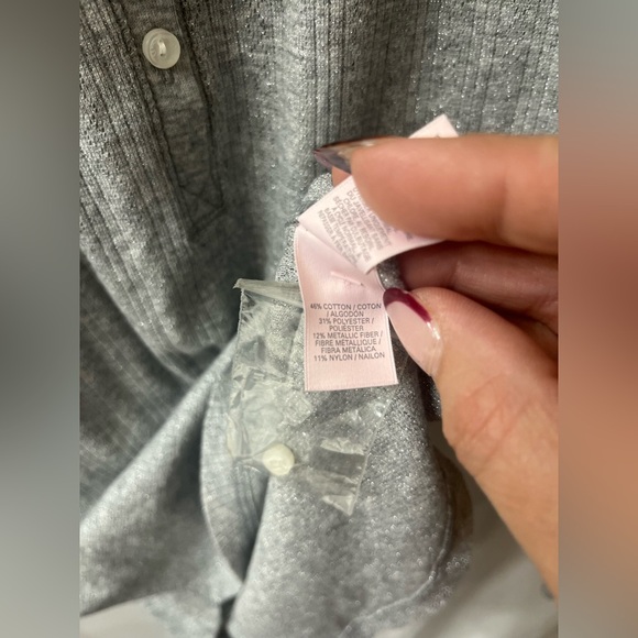 NWT Victoria’s Secret grey glittery long sleeve Henley top Size Medium. #10269 - Picture 6 of 7